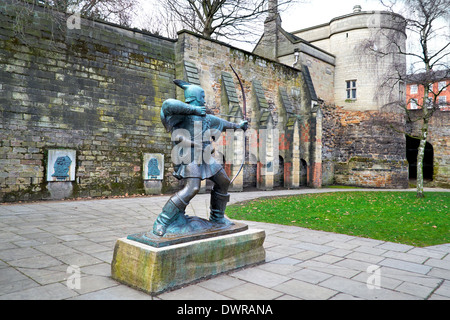 Robin Hood statua Nottingham Castle England Regno Unito Foto Stock