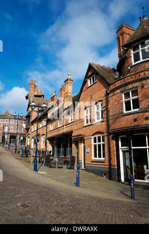 Nottingham REGNO UNITO Inghilterra caffetterie e ristoranti a Nottingham la strada del castello Foto Stock