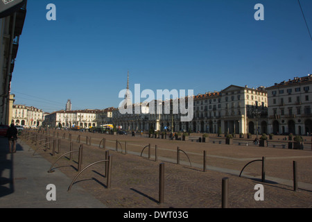 Una vista panoramica della piazza Vittorio, Torino, Italia Foto Stock