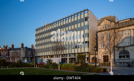 La vecchia sede dell'Evening Post quotidiano di Swansea. Foto Stock