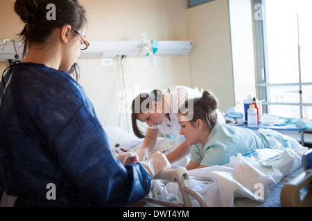 Ulcere da decubito, trattamento Foto Stock