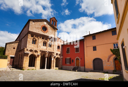 Abbazia di San Zeno la chiesa e la piazza in Foto Stock