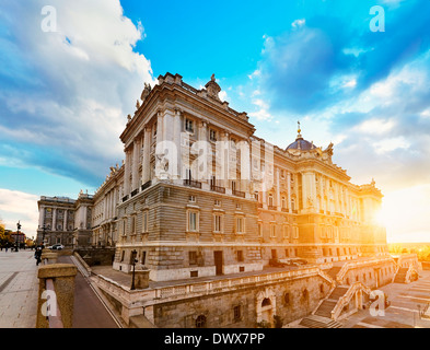 Tramonto al Palazzo Reale. Madrid. Spagna Foto Stock