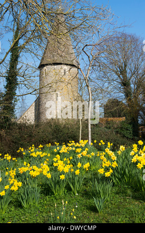 La torre circolare della chiesa di San Giovanni, Piddinghoe, East Sussex, Regno Unito Foto Stock