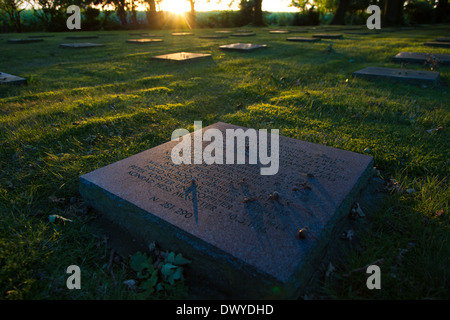 Menen, Belgio, vista su un cimitero militare tedesco Menen Foto Stock