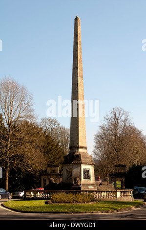 Queen Victoria Memorial obelisco, Royal Victoria Park, bagno, Somerset, Inghilterra, Regno Unito Foto Stock