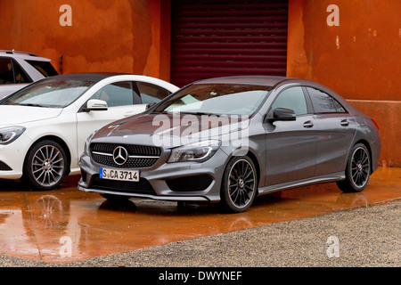 Mercedes-Benz CLA Modello 2013 Test Drive in Francia Foto Stock