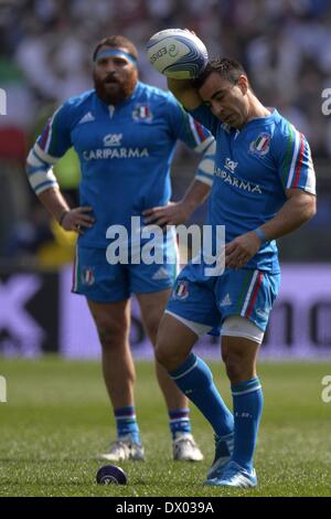 Roma, Italia. Xv Mar, 2014. Stadio Olimpico. 6 Nazioni Rugby internazionale. Italia contro l'Inghilterra. Luciano Orquero Italia circa per riavviare Credito: Azione Sport Plus/Alamy Live News Foto Stock