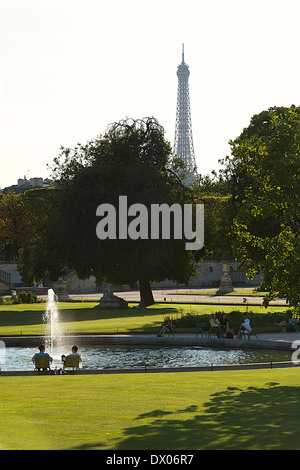 La Torre Eiffel a Parigi, Francia Foto Stock