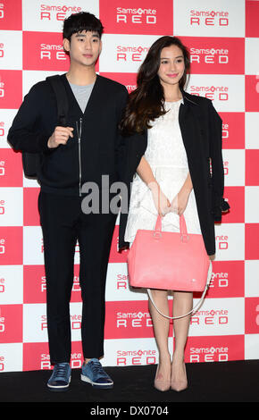 Seoul, Corea del Sud. 13 Mar, 2014. Modello cinese Angelababy e sud coreano Kim attore Soo Hyun frequentare il 'Samsonite Red 2014 S/S La mia Red' evento presso il plotone Kunsthalle il 13 marzo a Seul, in Corea del Sud. © GU/Jana premere/ZUMAPRESS.com/Alamy Live News Foto Stock