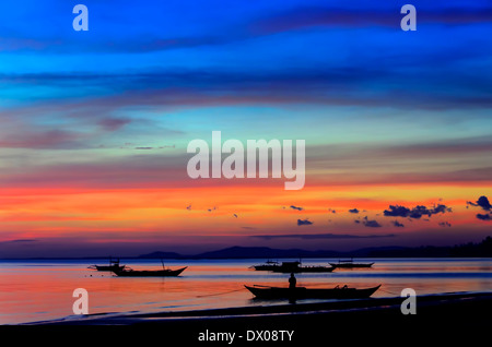 Il buttafuori al largo della costa di Calbayog City in Samar Foto Stock