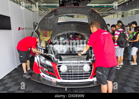 Audi LMS Cup 2013 Pit Work Shop Foto Stock