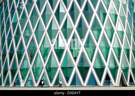 La moderna architettura di Meydan Hotel in Dubai Emirati Arabi Uniti Foto Stock