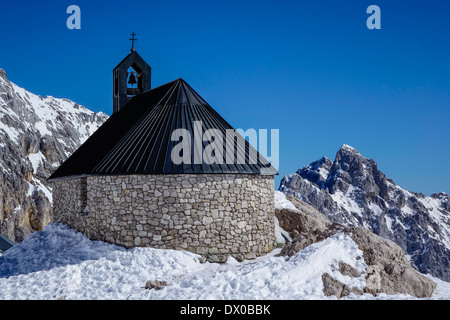 Cappella a Zugspitzplatt, Zugspitze, Baviera, Germania, Europa Foto Stock