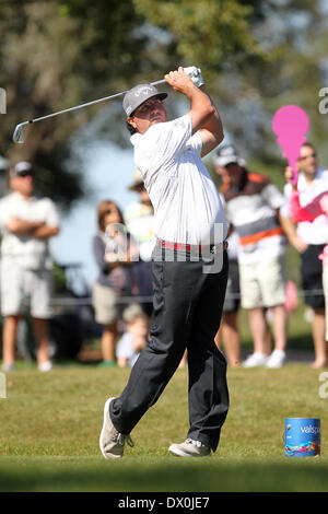 Palm Harbor, Florida, Stati Uniti d'America. Xv Mar, 2014. Pat Perez tees off durante il terzo round della Valspar campionato a Innisbrook Resort - Copperhead in Palm Harbor, Florida. Credito: Azione Sport Plus/Alamy Live News Foto Stock