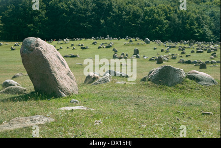 Pietre antiche tombe vichinghe in Aalborg, Danimarca Foto Stock