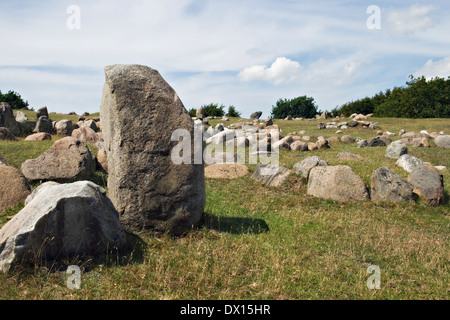 Pietre antiche tombe vichinghe in Aalborg, Danimarca Foto Stock