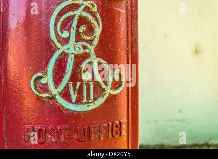 Postbox vittoriano nel Dorset, Regno Unito Foto Stock