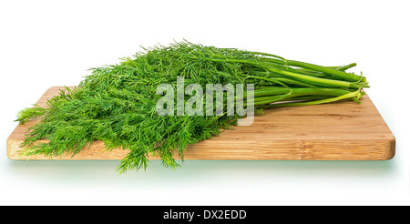 Mazzetto di aneto fresco. Isolamento su uno sfondo bianco con i tracciati di ritaglio, aumentare la zona di messa a fuoco una piegatura di più foto Foto Stock