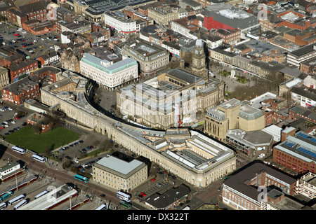 Vista aerea di Bolton Town Hall Foto Stock