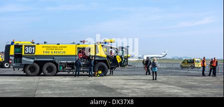 Aeroporto di gara crash Rosenbauer Panther CA-5 6×6 presso l'aerodromo di Ostenda, Belgio Foto Stock