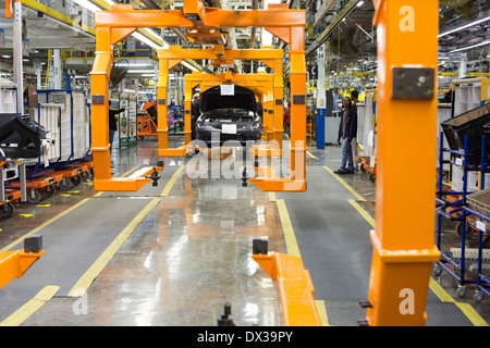 Sterling Heights, Michigan - Chrysler's Sterling Heights impianto di assemblaggio, dove la Chrysler 200 è assemblato. Foto Stock