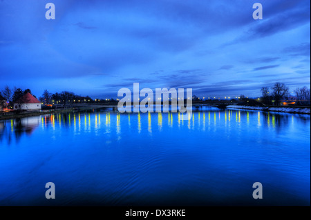 Città vecchia Ptuj vicino al fiume Drava in Slovenia, Europa centrale, mediterranea Foto Stock