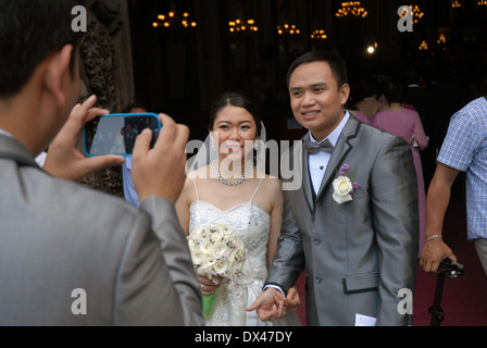 Nozze presso la Cattedrale di Manila, Beaterio, Intramuros, Manila, Filippine. Foto Stock