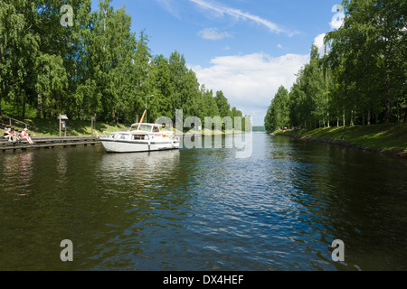 Vaaksy Canal - un importante canale di trasporto che collega il Lago Vesijarvi e più grande lago Paijanne Foto Stock