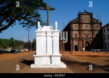 Basilica del Bom Jesus chiesa nel vecchio Velha Goa in India Patrimonio mondiale UNESCO monumento Foto Stock