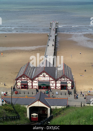 Saltburn pier visto dalla parte superiore della funicolare, Inghilterra Foto Stock