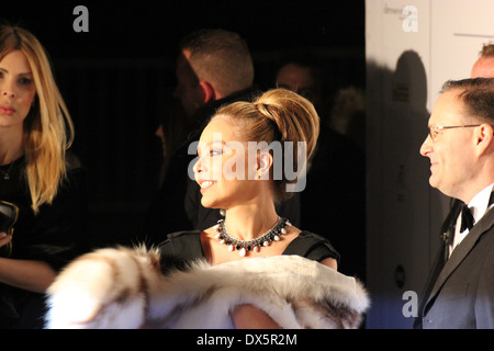 Ornella Muti - Cinema per la pace Gala 2014 al Konzerthaus am Gendarmenmarkt Berlin - 10 Febbraio 2014 Foto Stock