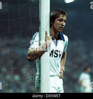 Calcio, Bundesliga, 1977/1978, Stadio an der Castroper Strasse, VfL Bochum versus MSV Duisburg 1:2, scena del match, Peter Fenten (MSV) Foto Stock