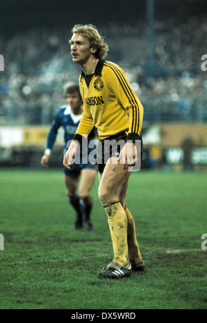 Calcio, Bundesliga, 1977/1978, Stadio an der Castroper Strasse, VfL Bochum contro il Borussia Dortmund 1:0, scena del match, Hans-Joachim Wagner (BVB) Foto Stock