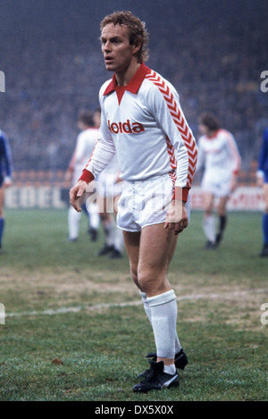 Calcio, Bundesliga, 1977/1978, Stadio an der Castroper Strasse, VfL Bochum contro SV Werder Bremen 2:0, scena del match, Juergen Roeber (Werder) Foto Stock