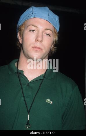 Elia Allman blu.Cher il figlio.Cher la prova vivente Tour d'Addio 2002 Arrivo a MSG di New York.k25443Hmc.(Immagine di credito: © Henry Mcgee/Globe foto/ZUMAPRESS.com) Foto Stock