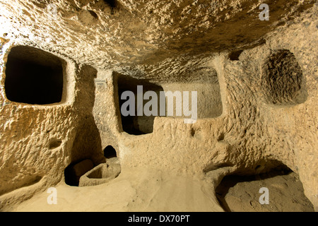 Saraphane cantina sotterranea Kaymakli Città, Cappadocia, Turchia Foto Stock