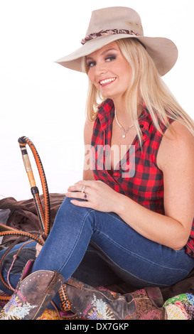 Bella ragazza della porta accanto che indossa abiti da cowboy Foto Stock