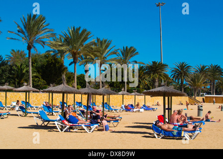 La Playa El Castilo spiaggia principale, a Caleta de Fuste, Fuerteventura, Isole Canarie, Spagna, Europa Foto Stock