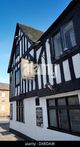 Il più antico pub in derby ye old dolphin inn Foto Stock