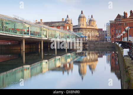 Il Museo Marittimo e Princes Quay Shopping Center nel centro di Hull. Scafo, East Yorkshire. Marzo 2014. Foto Stock