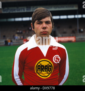 Calcio, Bundesliga, 1979/1980, Fortuna Duesseldorf, presentazione della squadra, ritratto Bernd Schniedermeier Foto Stock