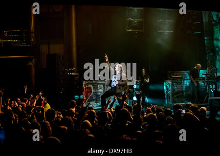 Toronto, Ontario, Canada. 20 Mar, 2014. American progressive metal/rock band 'Dream Theatre' eseguita sold out show alla Massey Hall di Toronto. I membri della band: JOHN MYUNG, Giovanni Petrucci, JAMES LABRIE, Jordan Rudess, Mike Mangini Credit: Igor Vidyashev/ZUMAPRESS.com/Alamy Live News Foto Stock