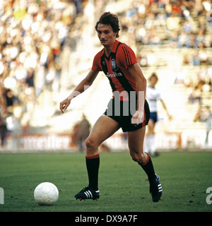 Calcio, Bundesliga, 1979/1980, Park Stadium, FC Schalke 04 versus Eintracht Frankfurt 1:0, scena del match, Stefan Lottermann (Eintracht) in possesso palla Foto Stock