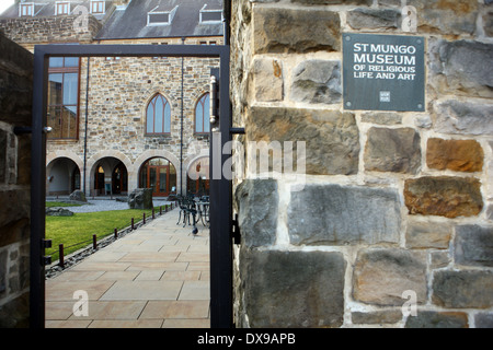 St Mungo museum di vita religiosa e di arte in Castle Street Glasgow Foto Stock