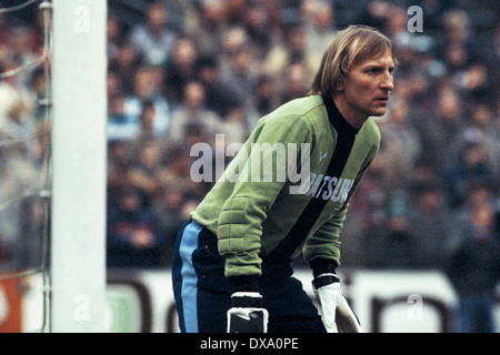 Calcio, Bundesliga, 1981/1982, Stadio am Boekelberg, Borussia Moenchengladbach contro il Borussia Dortmund 0:1, scena del match, custode Wolfgang Kleff (MG) Foto Stock