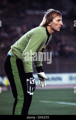 Calcio, Bundesliga, 1982/83, Reno Stadium, Fortuna Duesseldorf versus Arminia Bielefeld 2:0, scena del match, custode Wolfgang Kleff (Fortuna) Foto Stock