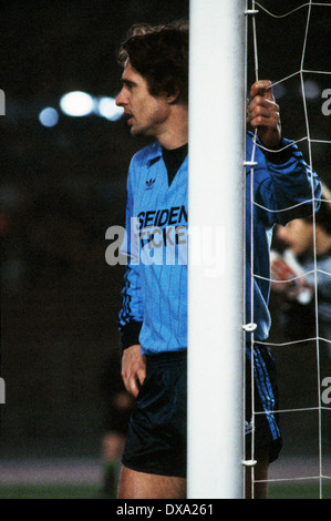 Calcio, Bundesliga, 1982/83, Reno Stadium, Fortuna Duesseldorf versus Arminia Bielefeld 2:0, scena del match, Horst Wohlers (Arminia) Foto Stock