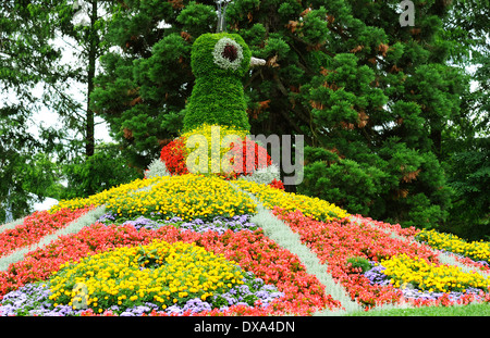 Flower Garden. Peacock aiuola Foto Stock