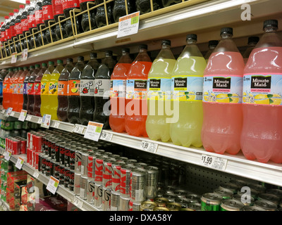 Coca Cola Drink Prodotti, soft drink corsia, Publix Super mercato a Tampa, Florida Foto Stock